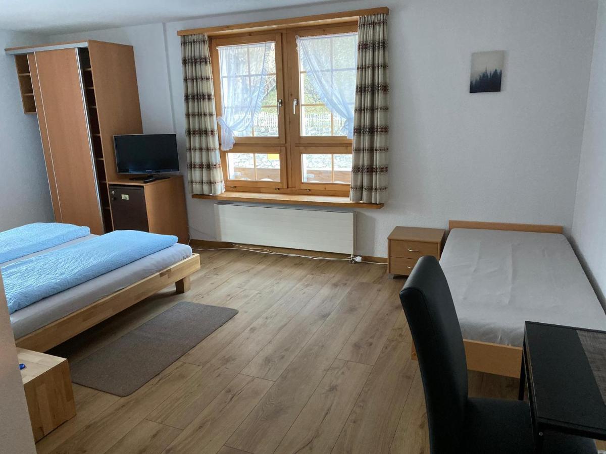 Gasthaus Edelweiss Langwies Eksteriør bilde